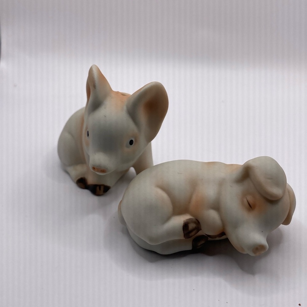 VTG Fairway ceramic baby pig piglets salt and pepper shakers